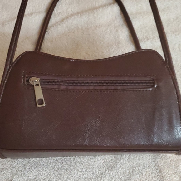 GUCCI HANDBAG. .NEVER USED - Picture 3 of 3